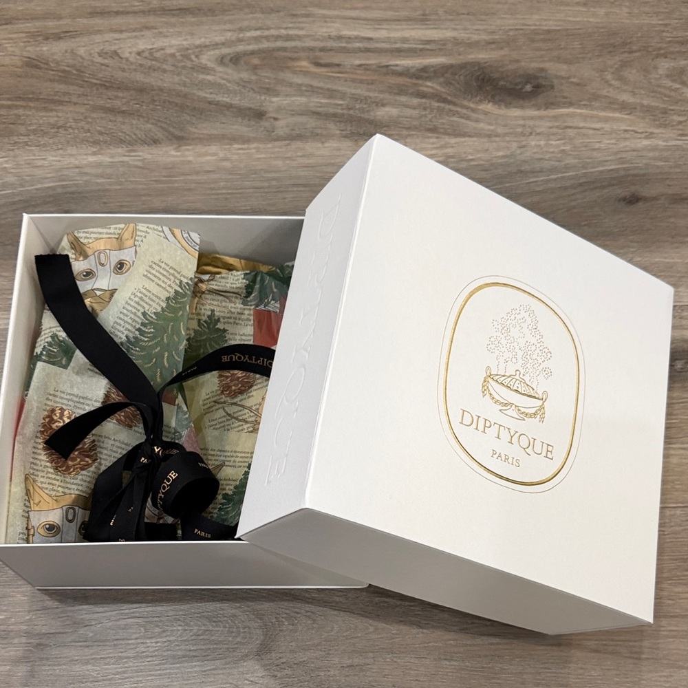 Diptyque White and Gold Gift Box with Black Ribbon